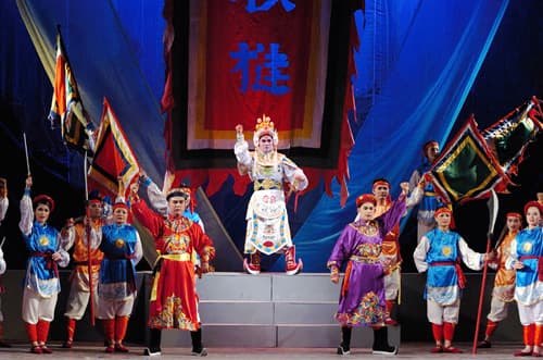 Tuồng Huế