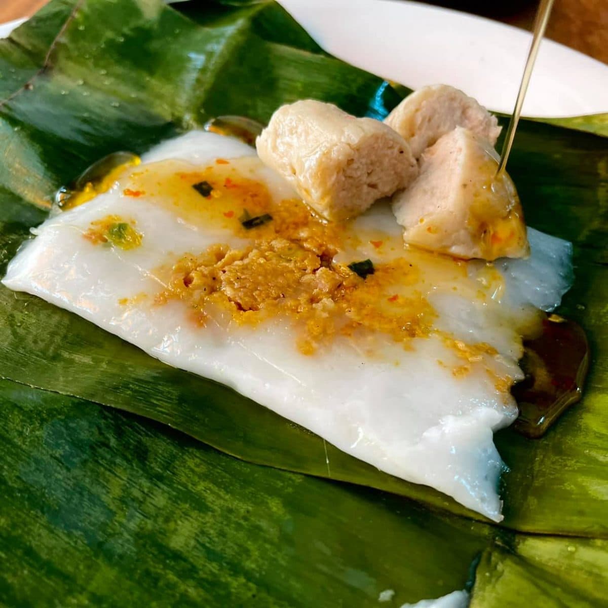 Bánh lá chả tôm