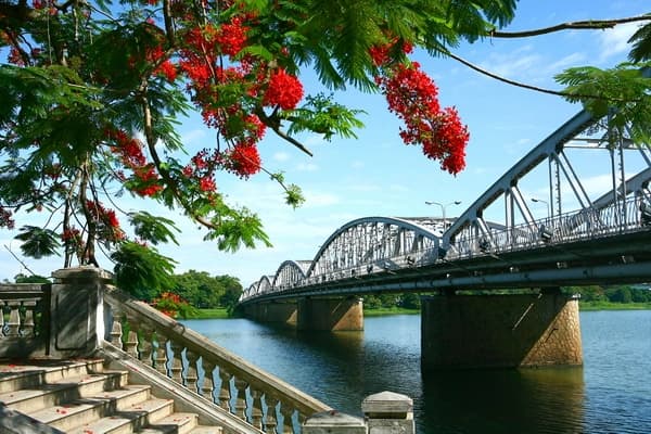 Cầu Trường Tiền