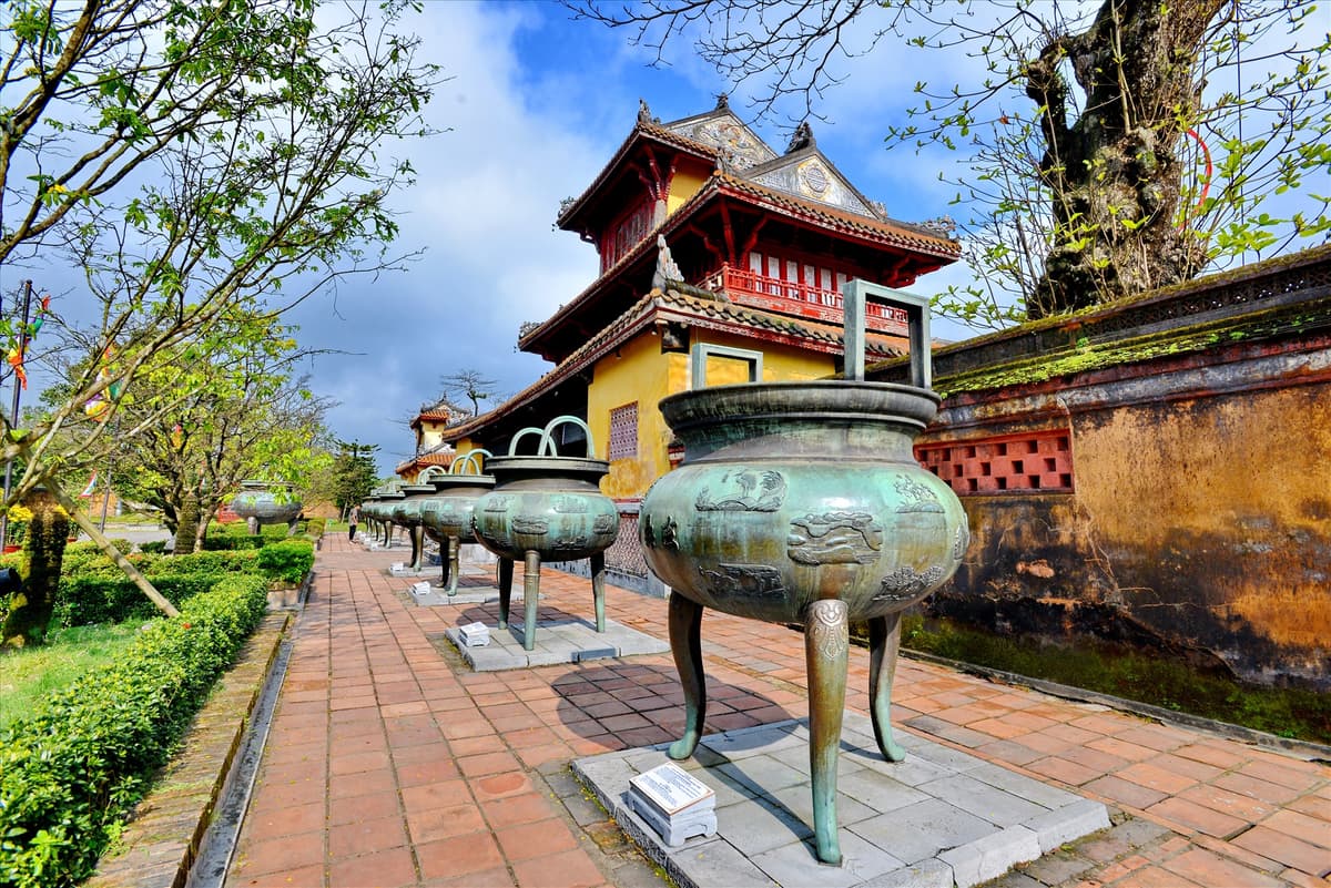 Làng nghề đúc đồng